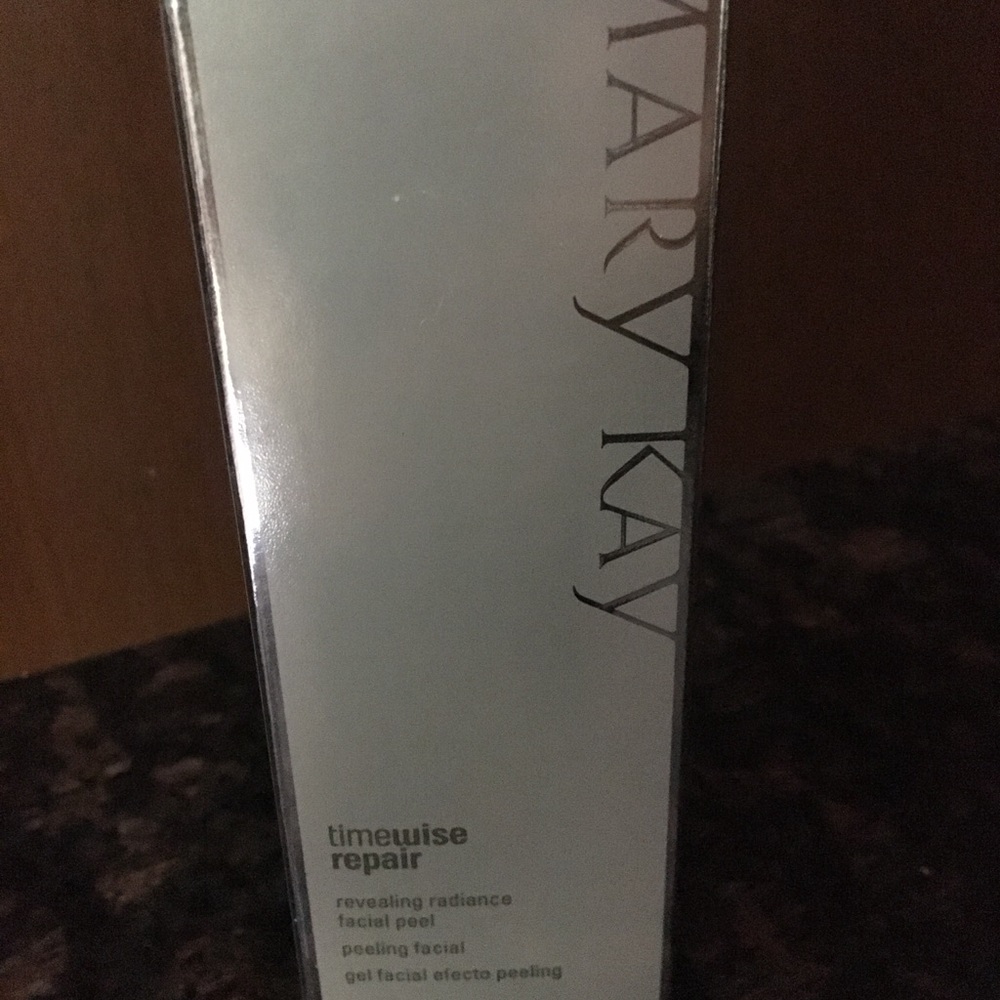 Mary Kay TimeWise facial peel